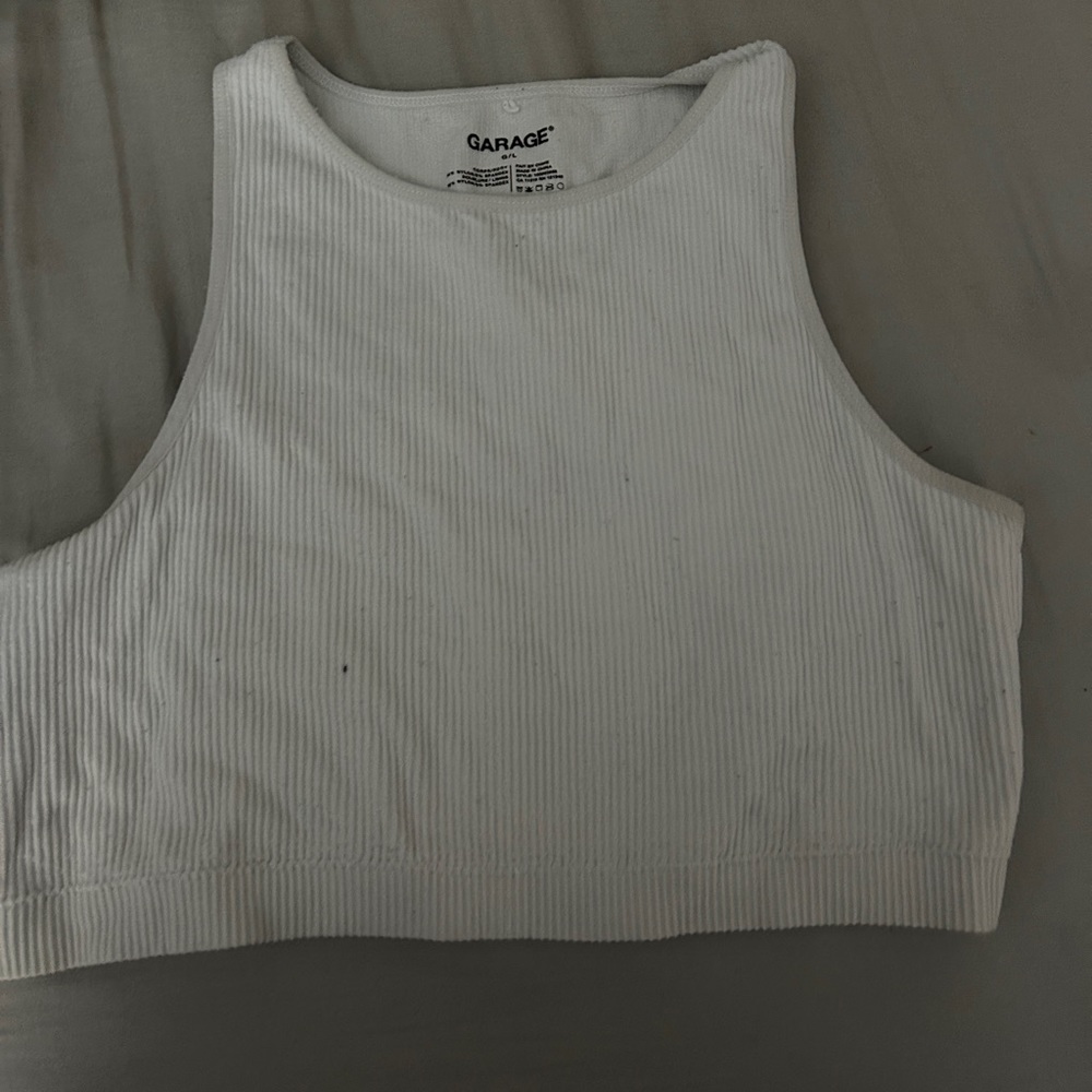 white tank